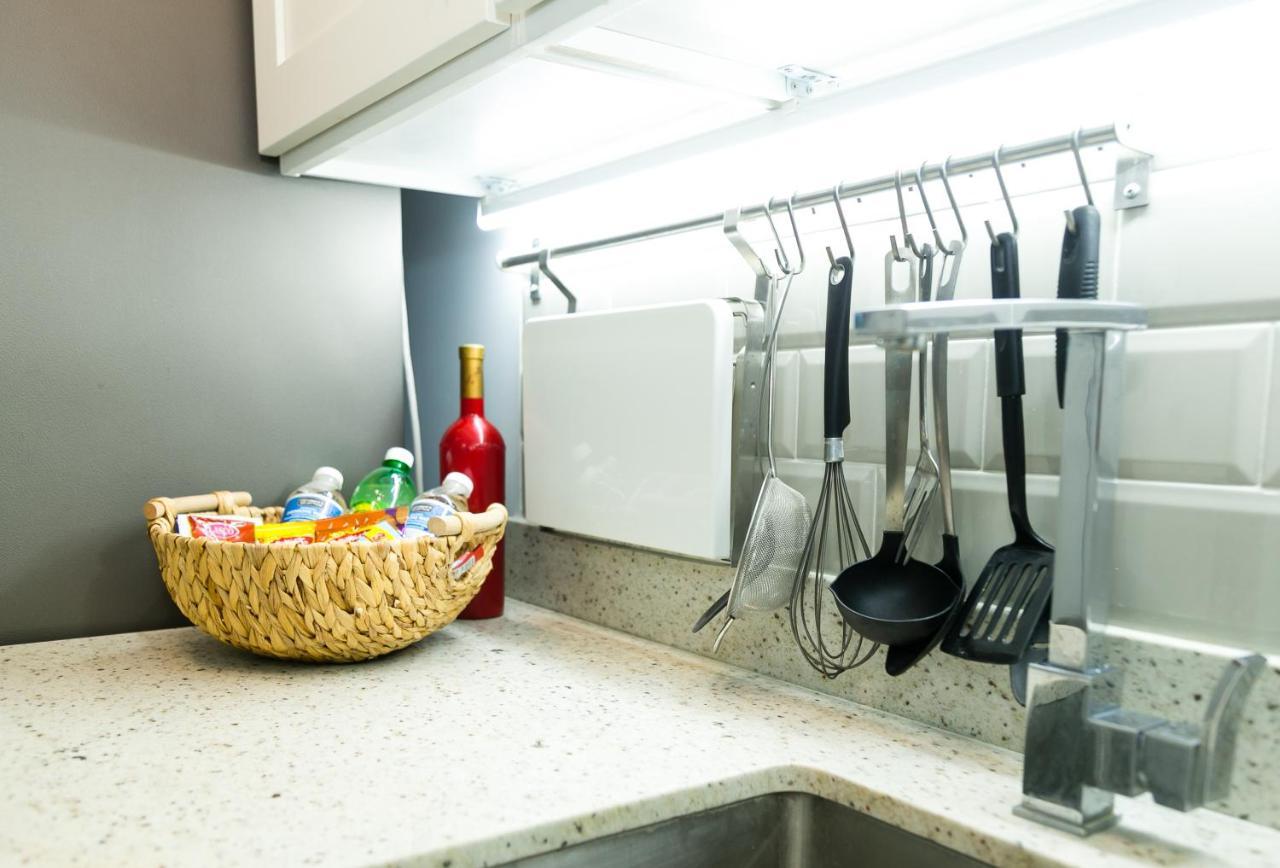 Choose To Be Happy At Seymour # 9 And #16 - Studio Apartments Kingston Esterno foto